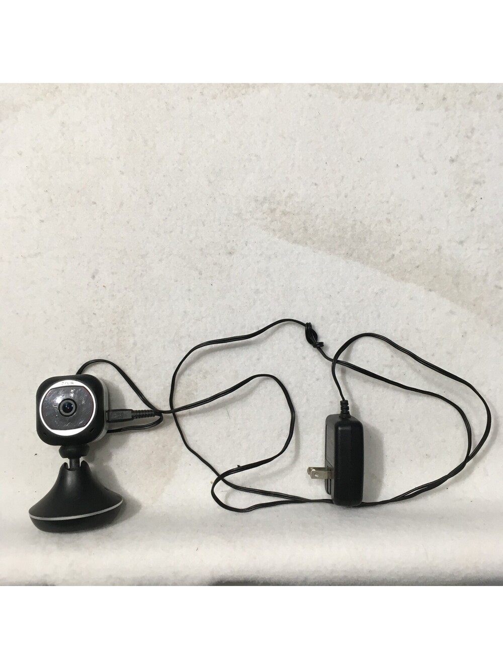 FLIR FXV101-H Wi-Fi Home Security Camera FXV101-H FLIR